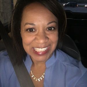 Meet your Posher, Nadia